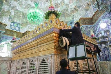 سیاهپوشان حرم حضرت معصومه (س)