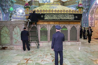 سیاهپوشان حرم حضرت معصومه (س)