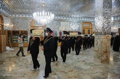 آیین تعویض پرچم حرم حضرت معصومه(س)