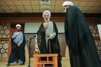 آیت الله مصباح یزدی