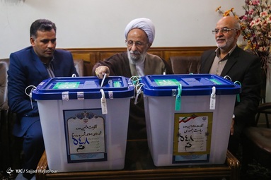 آیت الله مصباح یزدی