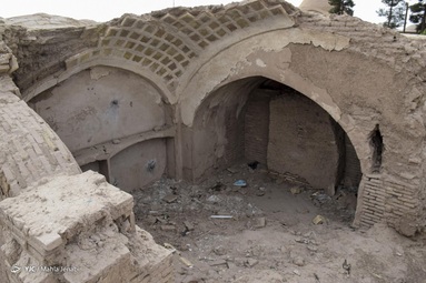 : کاروانسرا هندوها به قدمت دوره قاجاریه،در سال 1380جز آثار ملی ایران به ثبت رسیده است
