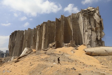 محل انفجار در منطقه بندر بیروت