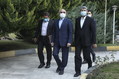 بازدید وزیر آموزش و پرورش از باشگاه خبرنگاران جوان