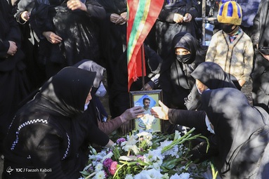 تشییع پیکر سرگرد نبی‌الله خطیری شهید مرزبانی نیروی انتظامی  - گرگان