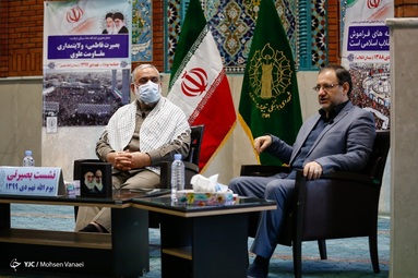 سید نظام‌الدین موسوی نماینده مجلس شورای اسلامی و محمدرضا نقدی معاون هماهنگ‌کننده سپاه در مراسم بزرگداشت سالگرد حماسه ۹ دی