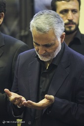 سردار سپهبد پاسدار حاج قاسم سلیمانی فرمانده عاشورایی، پرافتخار و دلاور نیروی قدس سپاه پاسداران انقلاب اسلامی، بامداد جمعه ۱۳ دی ۱۳۹۸ در پی حمله تروریستی بالگرد‌های رژیم جنایتکار آمریکایی به دو خودرو در نزدیکی فرودگاه بغداد به همراه ابومهدی المهندس معاون حشدالشعبی و تعدادی از همرزمانش به شهادت رسید