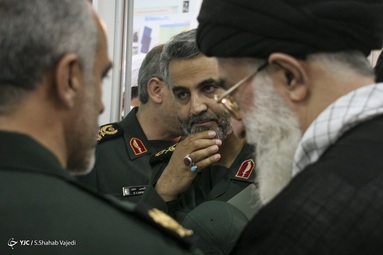 سردار سپهبد پاسدار حاج قاسم سلیمانی فرمانده عاشورایی، پرافتخار و دلاور نیروی قدس سپاه پاسداران انقلاب اسلامی، بامداد جمعه ۱۳ دی ۱۳۹۸ در پی حمله تروریستی بالگرد‌های رژیم جنایتکار آمریکایی به دو خودرو در نزدیکی فرودگاه بغداد به همراه ابومهدی المهندس معاون حشدالشعبی و تعدادی از همرزمانش به شهادت رسید