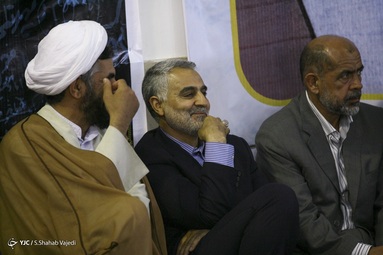 سردار سپهبد پاسدار حاج قاسم سلیمانی فرمانده عاشورایی، پرافتخار و دلاور نیروی قدس سپاه پاسداران انقلاب اسلامی، بامداد جمعه ۱۳ دی ۱۳۹۸ در پی حمله تروریستی بالگرد‌های رژیم جنایتکار آمریکایی به دو خودرو در نزدیکی فرودگاه بغداد به همراه ابومهدی المهندس معاون حشدالشعبی و تعدادی از همرزمانش به شهادت رسید