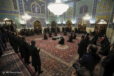 تشییع پیکر آیت الله مصباح یزدی جهت طواف در مضجع شریف حضرت ثامن الحجج (ع) - مشهد مقدس