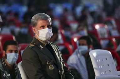 حضور و سخنرانی وزیر دفاع در جمع دانشجویان دانشگاه افسری و تربیت پاسداری امام حسین(ع)