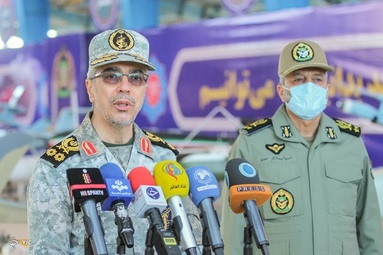 نخستین تمرین بزرگ رزم پهپادی ارتش با شرکت صدها فروند پهپاد از نیروهای چهارگانه ارتش - منطقه عمومی سمنان