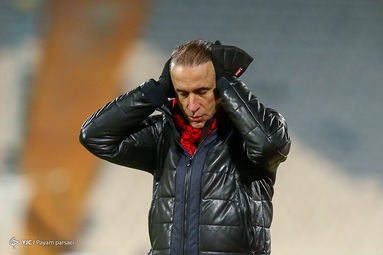 تیم‌های فوتبال پرسپولیس و سپاهان به مصاف هم رفتند