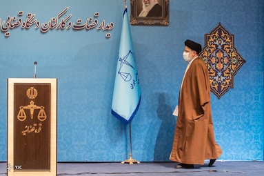 دیدار رئیس قوه قضاییه با قضات و کارکنان دستگاه قضایی استان کرمانشاه