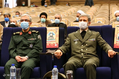 مراسم بزرگداشت چهلمین روز شهادت دکتر فخری زاده از شهدای هسته ای با حضور وزیر دفاع و رییس ستاد کل نیروهای مسلح و خانواده شهید فخری زاده‎