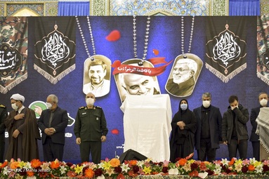 مراسم بزرگداشت سالگرد شهید حاج قاسم سلیمانی با حضور سردار سلامی فرمانده کل سپاه، خانواده معظم شهید و مهمانان داخلی و خارجی در مصلی بزرگ امام علی کرمان