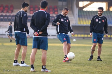 تمرین  تیم فوتبال پرسپولیس یک روز پیش از شهرآورد تهران