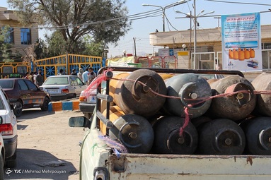 کمبود گاز و عدم توزیع صحیح کپسول، این روز‌ها باعث ایجاد بحران گازی در چند شهر استان سیستان و بلوچستان گردیده است