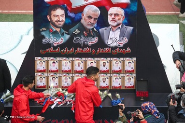 نود و چهارمین شهرآورد پایتخت، بین تیم‌های فوتبال پرسپولیس و استقلال - ورزشگاه آزادی