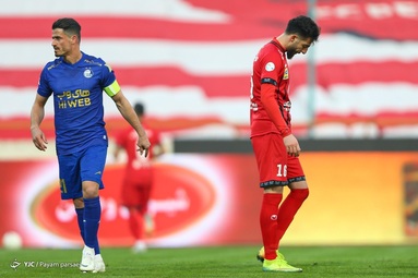 نود و چهارمین شهرآورد پایتخت، بین تیم‌های فوتبال پرسپولیس و استقلال - ورزشگاه آزادی