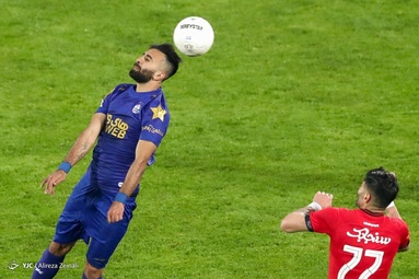 نود و چهارمین شهرآورد پایتخت، بین تیم‌های فوتبال پرسپولیس و استقلال - ورزشگاه آزادی