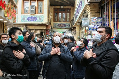 حضور دسته عزاداری به مناسبت شهادت حضرت زهرا(س)  امام زاده صالح (ع) تجریش با مداحی محمد حسین پویانفر