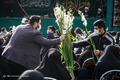 اجتماع عزاداران فاطمی در میدان فاطمی