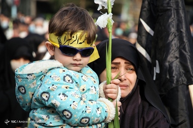 اجتماع عزاداران فاطمی در میدان فاطمی