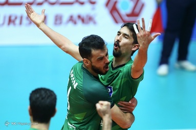 لیگ برتر والیبال/ سایپا تهران - لبنیات هراز آمل