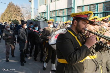 تشییع پیکر شهید مدافع سلامت دکتر محمد گلشن فوق تخصص بیماری های ریه و از اساتید دانشگاه علوم پزشکی اصفهان