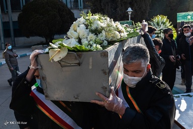 تشییع پیکر شهید مدافع سلامت دکتر محمد گلشن فوق تخصص بیماری های ریه و از اساتید دانشگاه علوم پزشکی اصفهان
