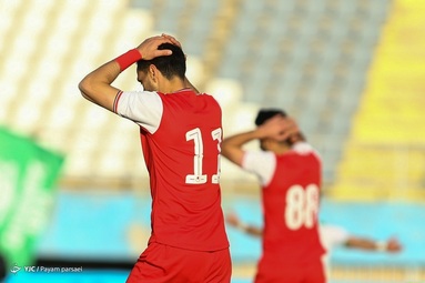 لیگ برتر فوتبال / پرسپولیس ۱ - آلومینیوم اراک ۲