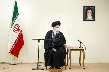 دیدار مقام معظم رهبری با خانواده دانشمند شهید هسته ای محسن فخری‌زاده