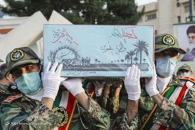 وداع با پیکر شهید گمنام دفاع مقدس بعدازظهر امروز در دانشگاه علوم پزشکی ارتش برگزار شد.