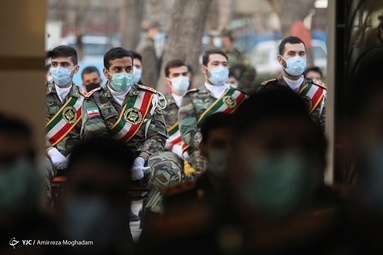 وداع با پیکر شهید گمنام دفاع مقدس بعدازظهر امروز در دانشگاه علوم پزشکی ارتش برگزار شد.