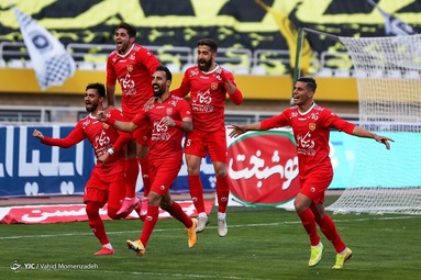 لیگ برتر فوتبال/ سپاهان ۱ - شهر خودرو ۳