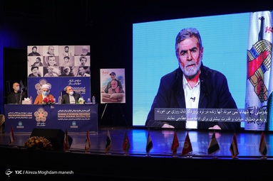 آیین معرفی جایزه جهانی ایثار سردار سلیمانی با حضور زینب سلیمانی، دختر ابومهدی مهندس و دکتر ولایتی