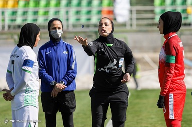 لیگ برتر فوتبال بانوان / ذوب‌آهن ۱ - شهرداری بم ۲