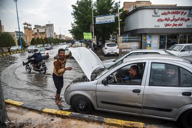 آبگرفتگی در منطقه کمپلو و لشکر و معابر خیابان های اهواز