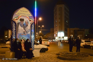 نورافشانی در شب سالگرد پیروزی انقلاب اسلامی - کرمان