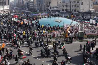 مراسم راهپیمایی یوم الله۲۲ بهمن و جشن چهل‌و دومین سالگرد پیروزی انقلاب اسلامی- میدان انقلاب