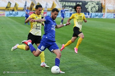 لیگ برتر فوتبال/ سپاهان اصفهان   - استقلال تهران