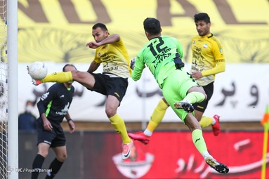 لیگ برتر فوتبال/ سپاهان اصفهان   - استقلال تهران