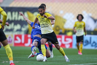 لیگ برتر فوتبال/ سپاهان اصفهان   - استقلال تهران