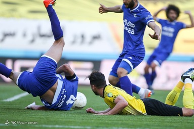 لیگ برتر فوتبال/ سپاهان اصفهان   - استقلال تهران