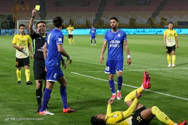 لیگ برتر فوتبال/ سپاهان اصفهان   - استقلال تهران
