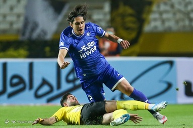 لیگ برتر فوتبال/ سپاهان اصفهان   - استقلال تهران