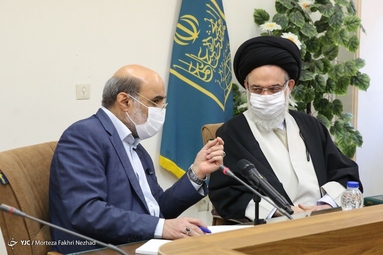 دیدار دکتر علی عسکری، رئیس صداوسیما با آیت الله بوشهری 