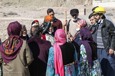 پشت صحنه سریال (نون خ)