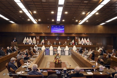 مراسم رونمایی از تندیس‌های ۶ تن از قهرمانان افتخار آفرین ورزش کشور